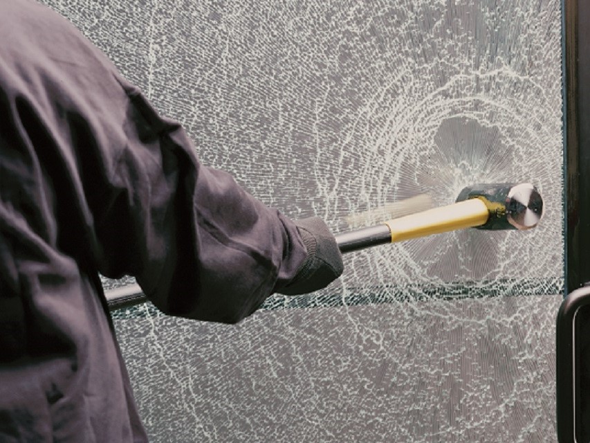 Security Window Film | LLumar Indonesia